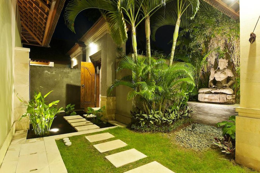 Villa Zanissa Seminyak Exterior foto